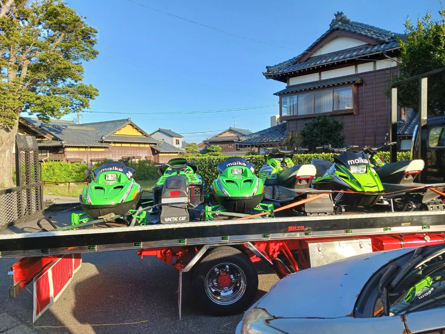 スノーモービルの整備